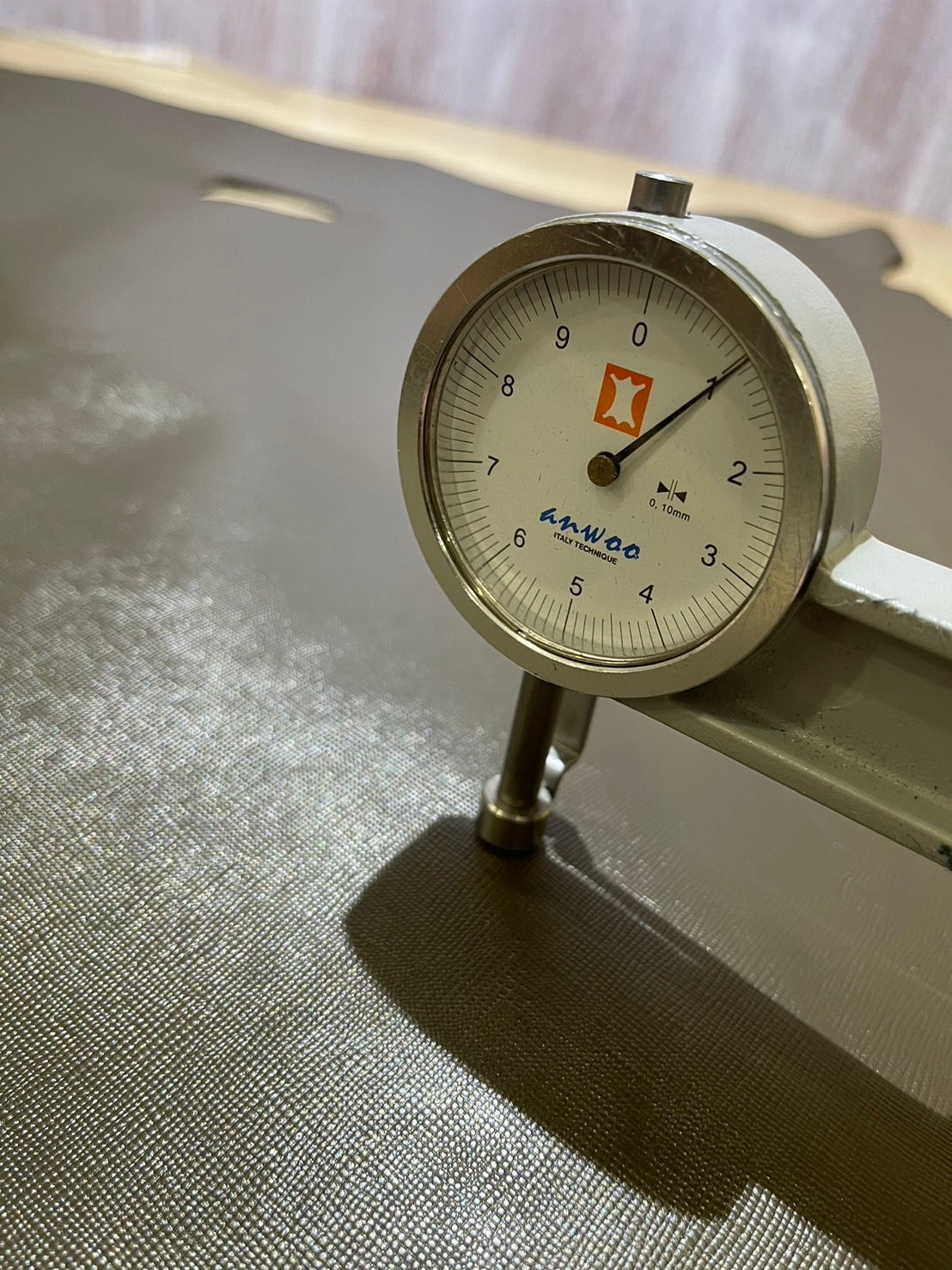 《姫路産》1.0mm エピ調型押し　Col.パールカーキ