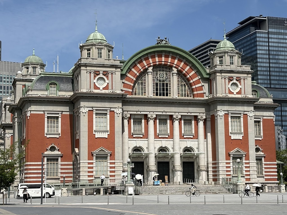 大阪の旧公民館。渋沢栄一の書も。