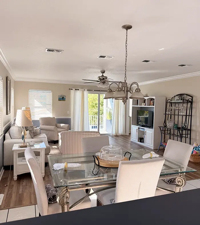 Villa4-Dining-Living