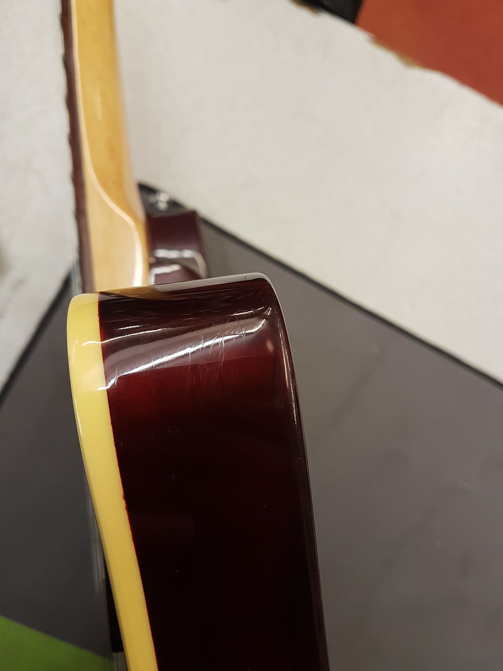 Thumbnail: Pre-owned Schecter 006 Extreme diamond series with padded gig bag