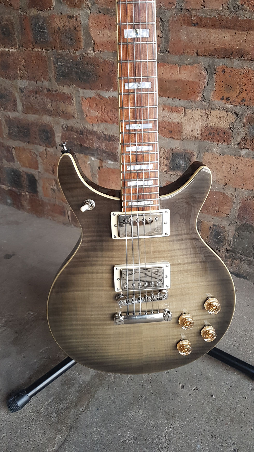 Thumbnail: Pre-owned Epiphone DC Pro model with CNB Gig Bag