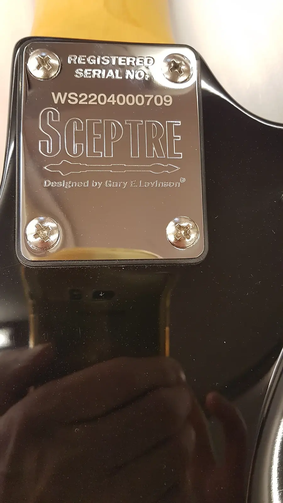 Thumbnail: Sceptre by Levinson SV1-Bk-M