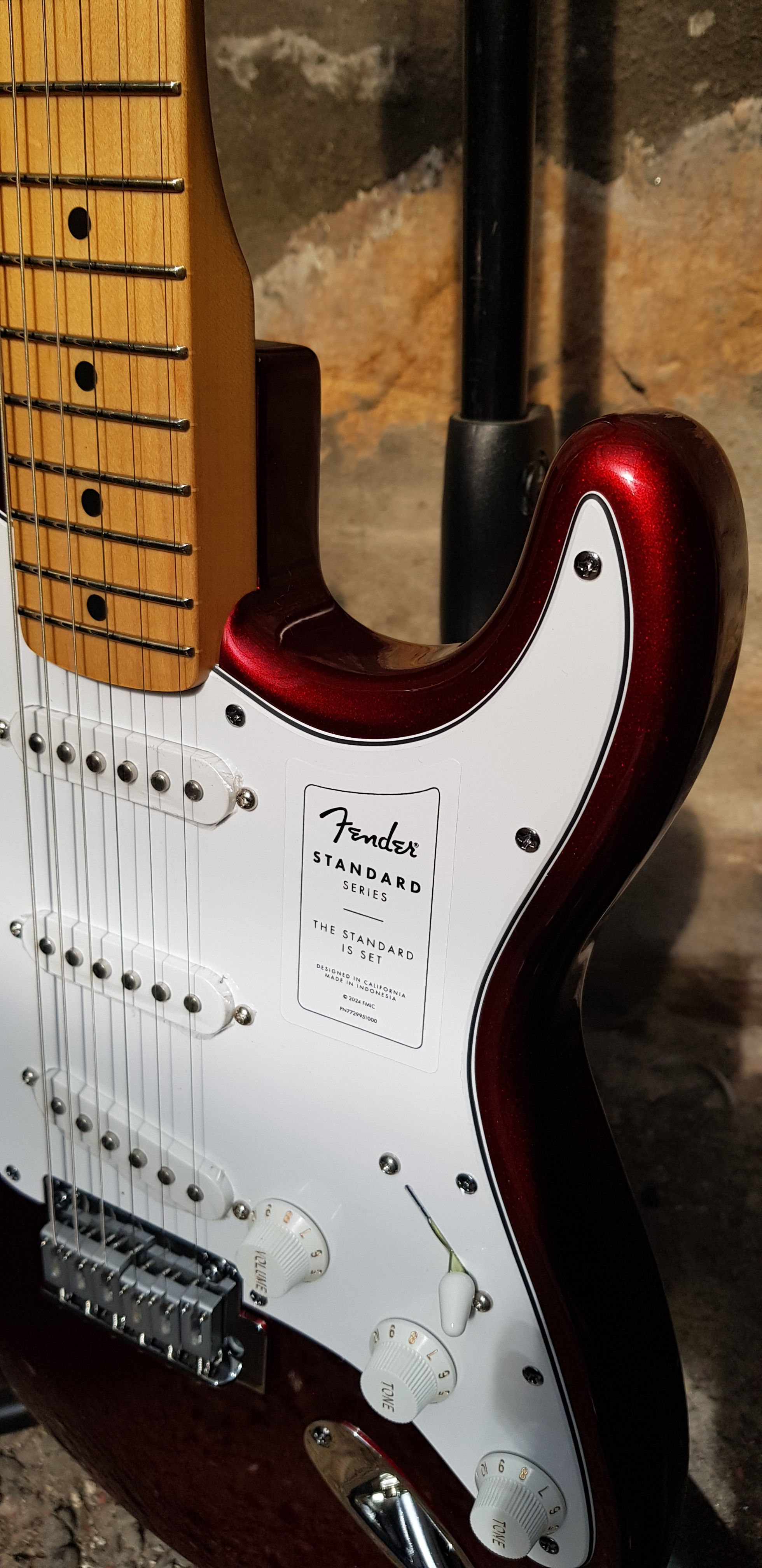 Fender Standard Stratocaster Candy Cola