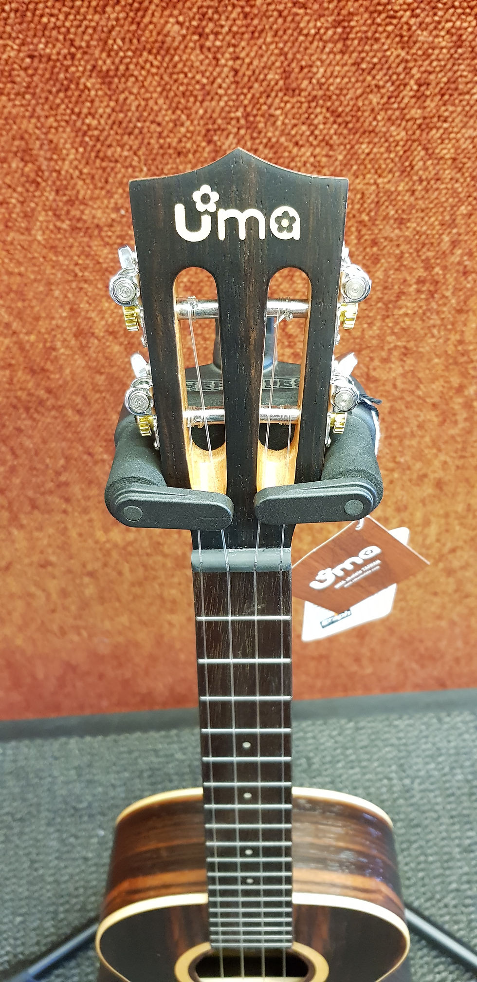 Thumbnail: Uma uk-11st Striped Ebony Tenor ukulele