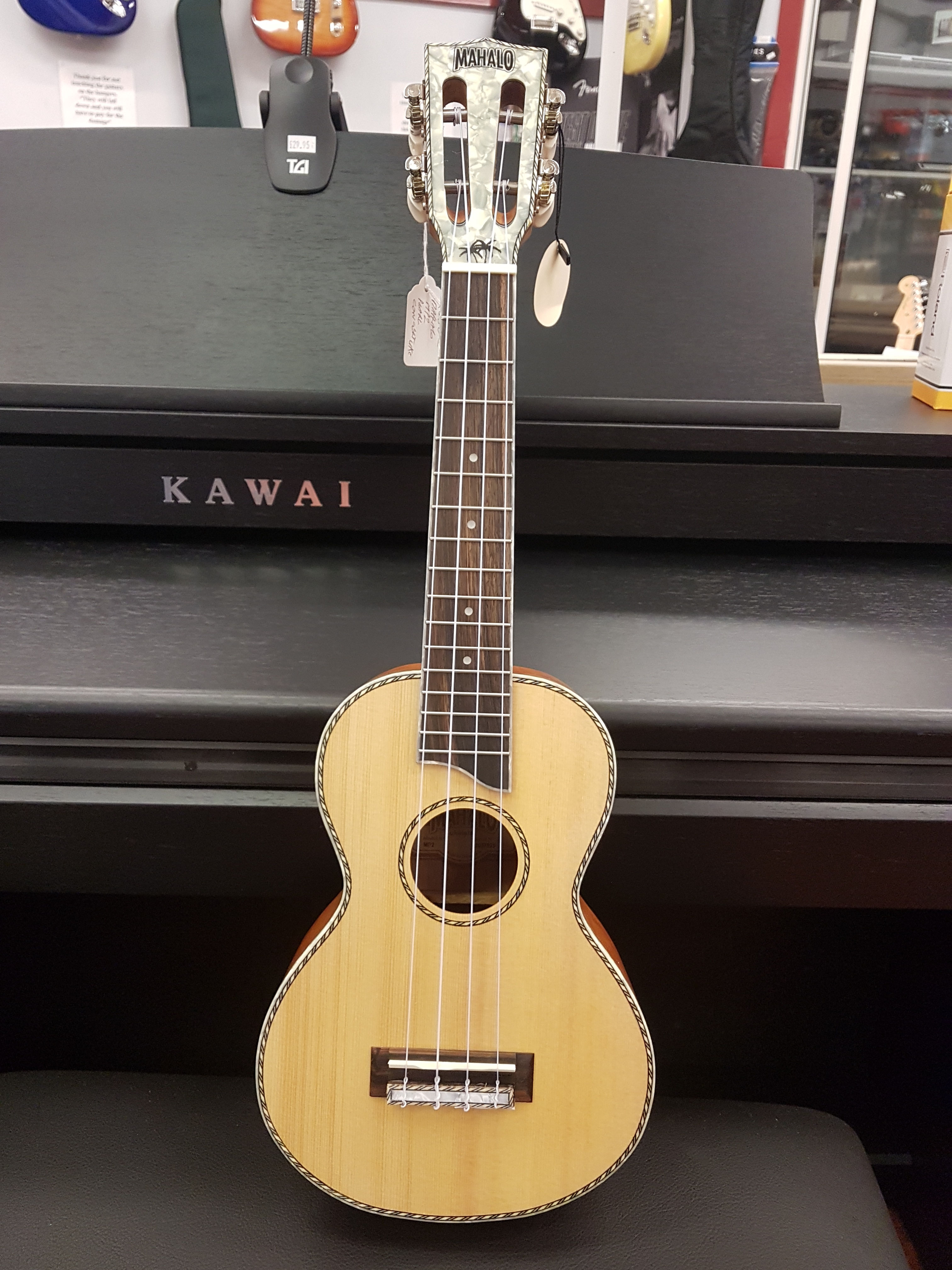 Mahalo Pearl Series – Concert