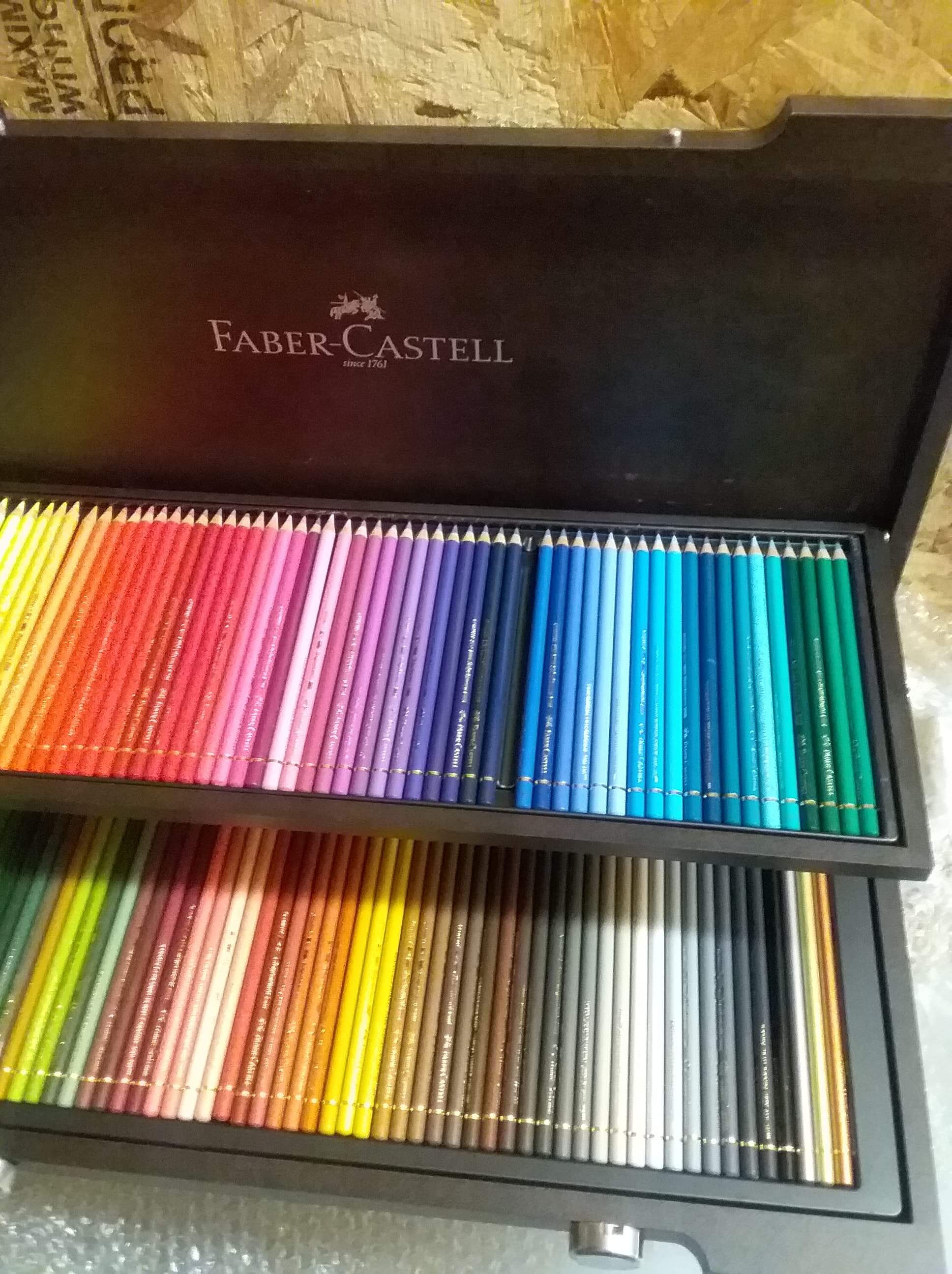 Faber-Castell Polychromos Professional Artist Colour Pencils 120 Wooden Case 