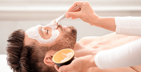 En Leudine Skin nos dedicamos a la belleza duradera y el cuidado experto. Combinamos la precisión del maquillaje semipermane