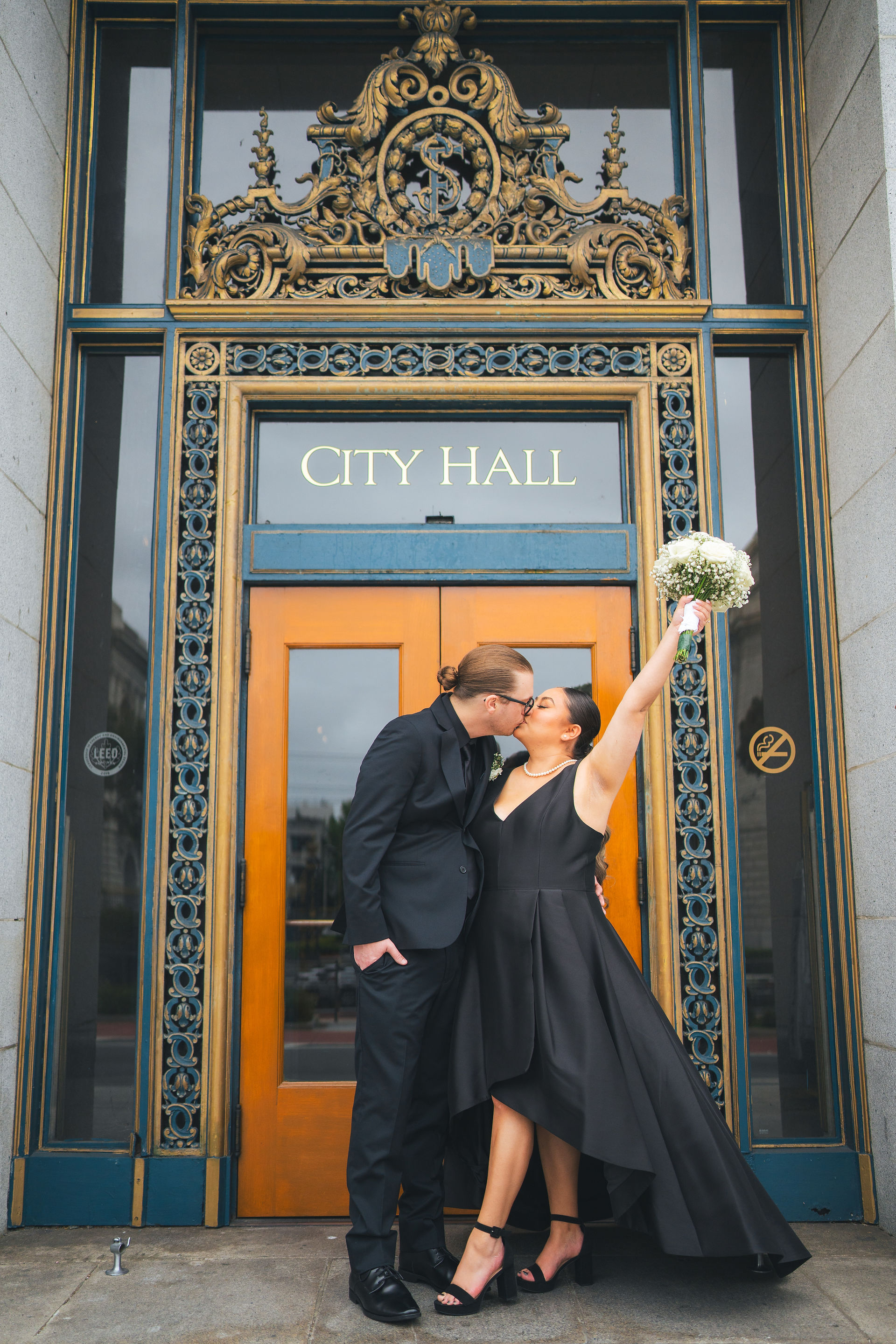 celebrating newly marriage at San Francisco city hall