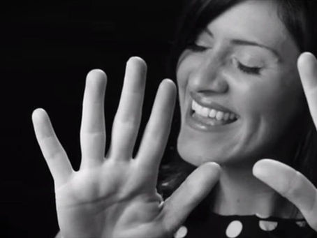 JJ Heller: Painted Red