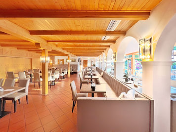 Restaurant1.jpeg