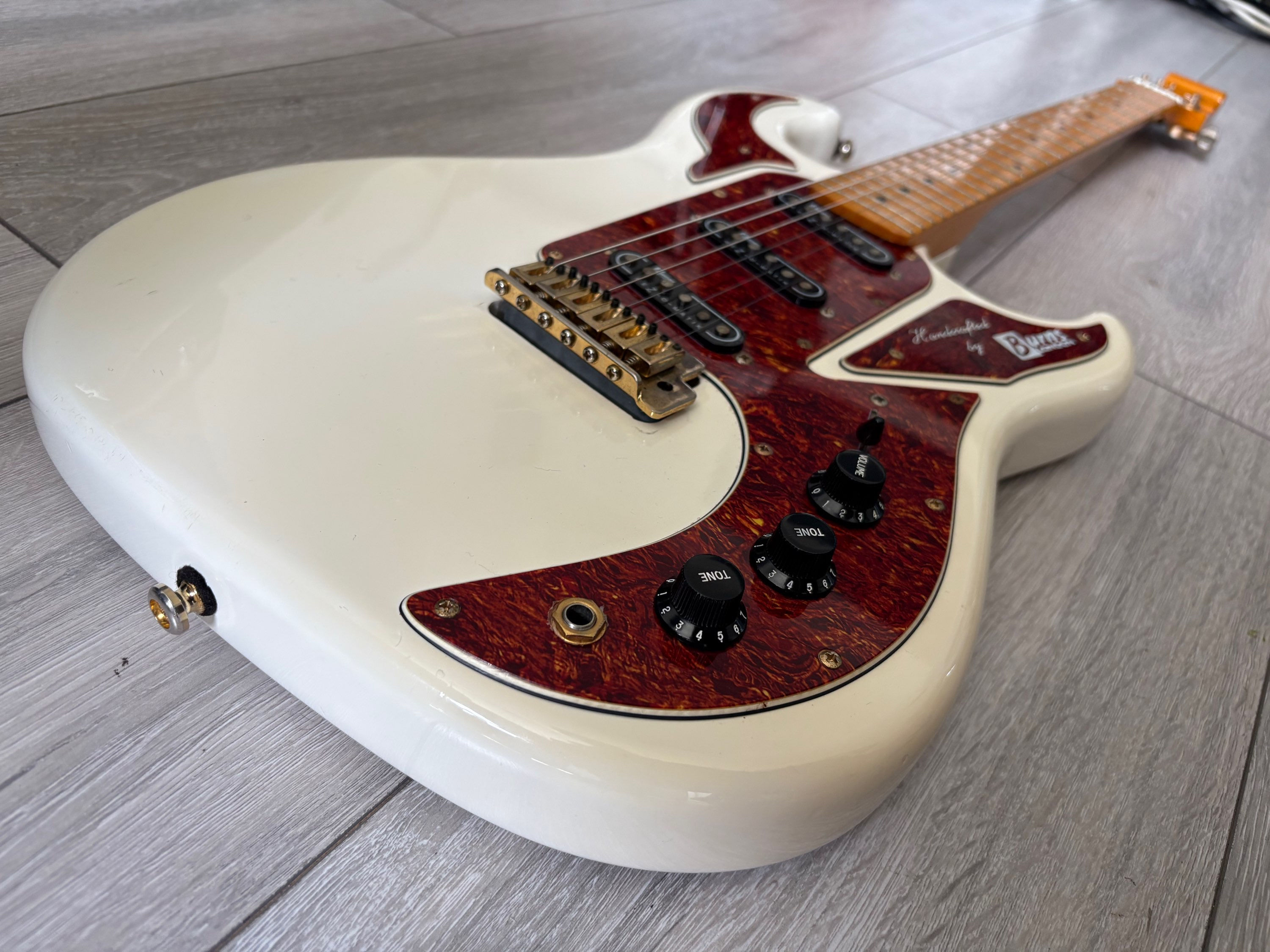 Vintage burns marquee club early 90s electric guitar