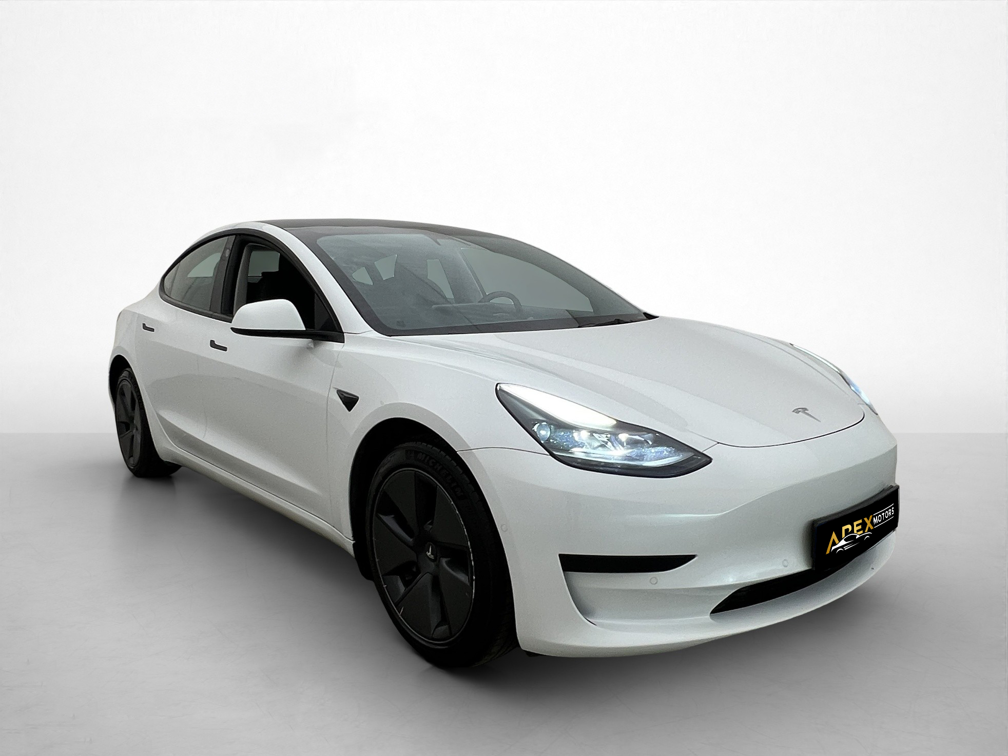 Tesla model 3 standard range plus RWD