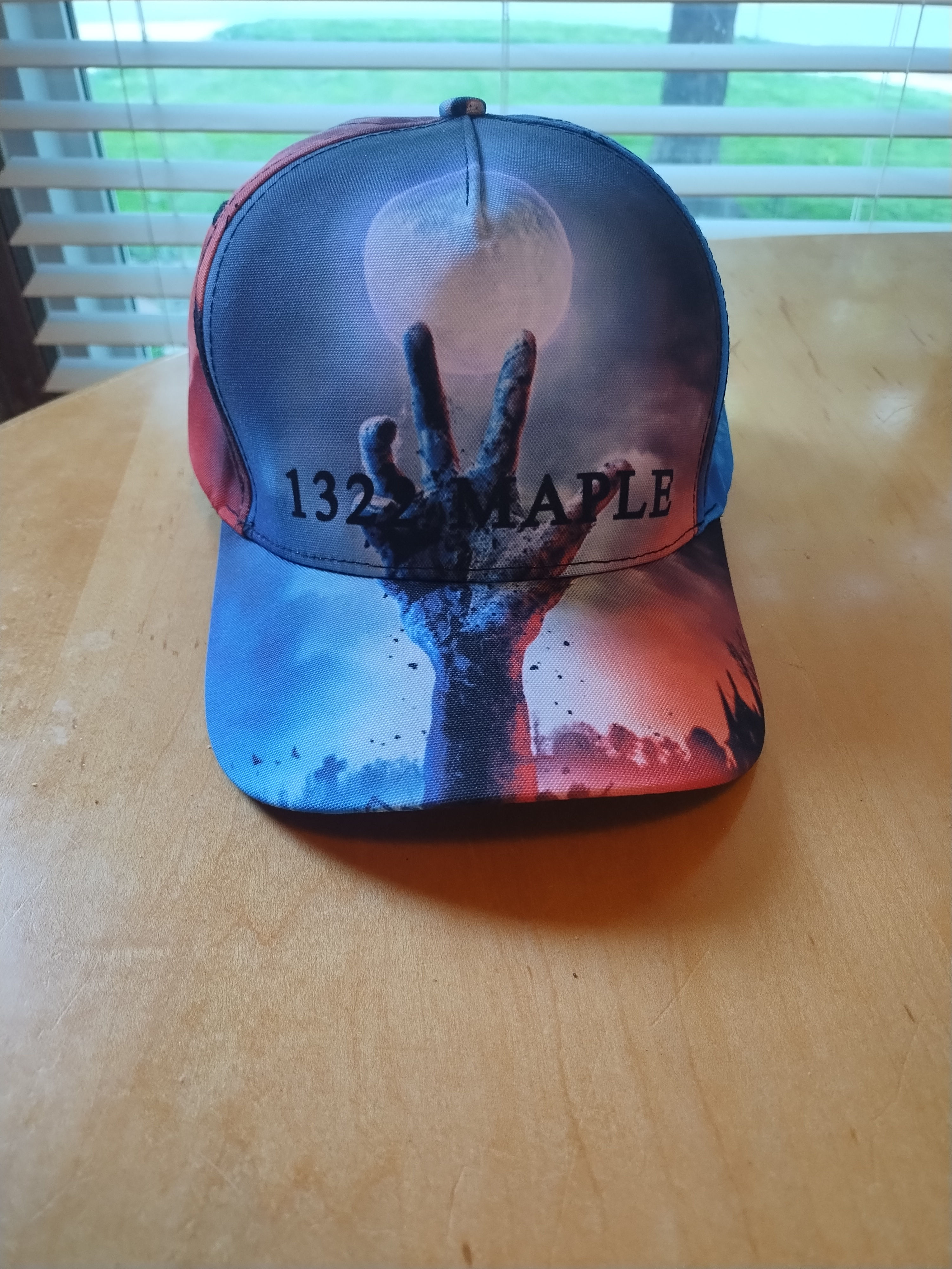 1322 Maple Haunted Hat