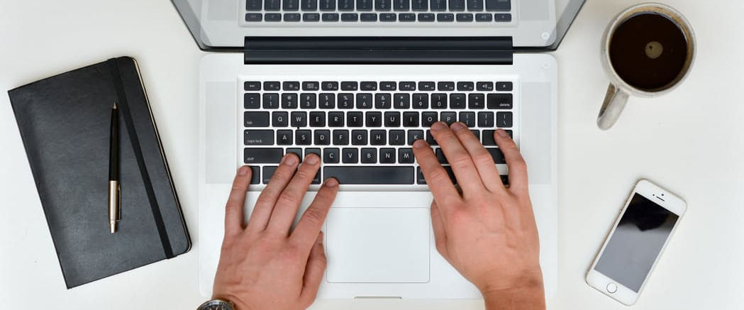 Travailler pour ordinateur portable