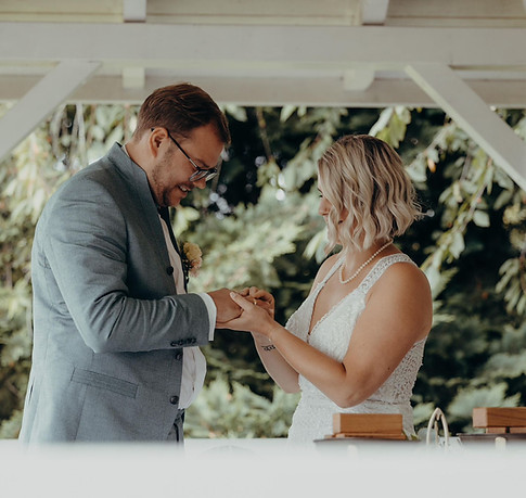 Ringtausch freie Trauung Waldorfer Höfe Ochtendung