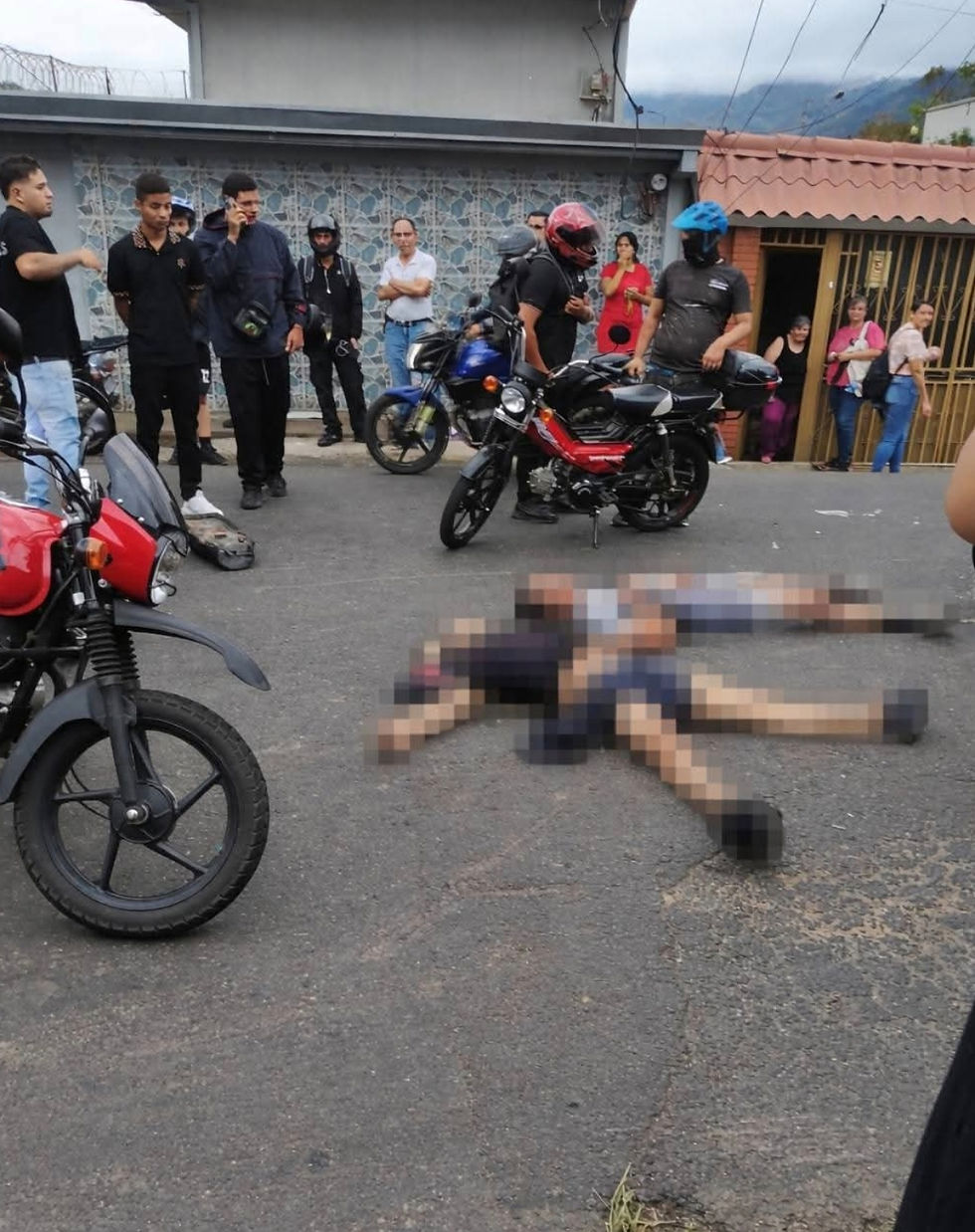 Choque entre motocicleta y camión deja un fallecido en Desamparados.