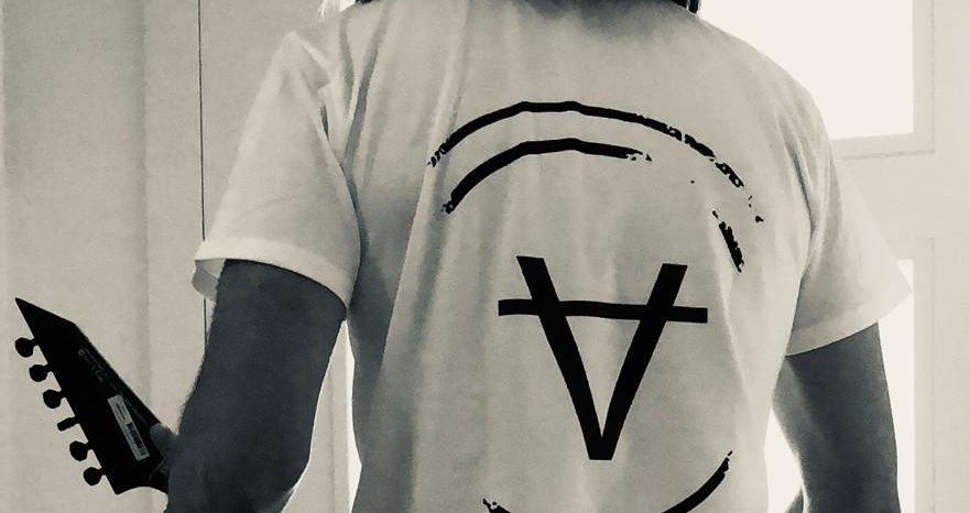 T-shirt.jpeg