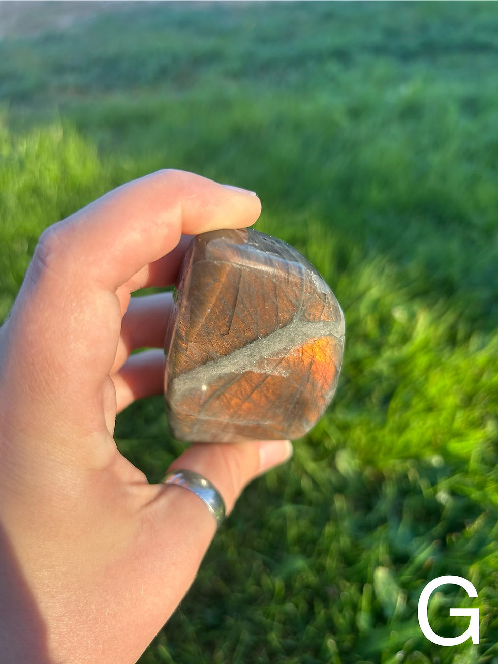 Thumbnail: Flashy Labradorite Freeform