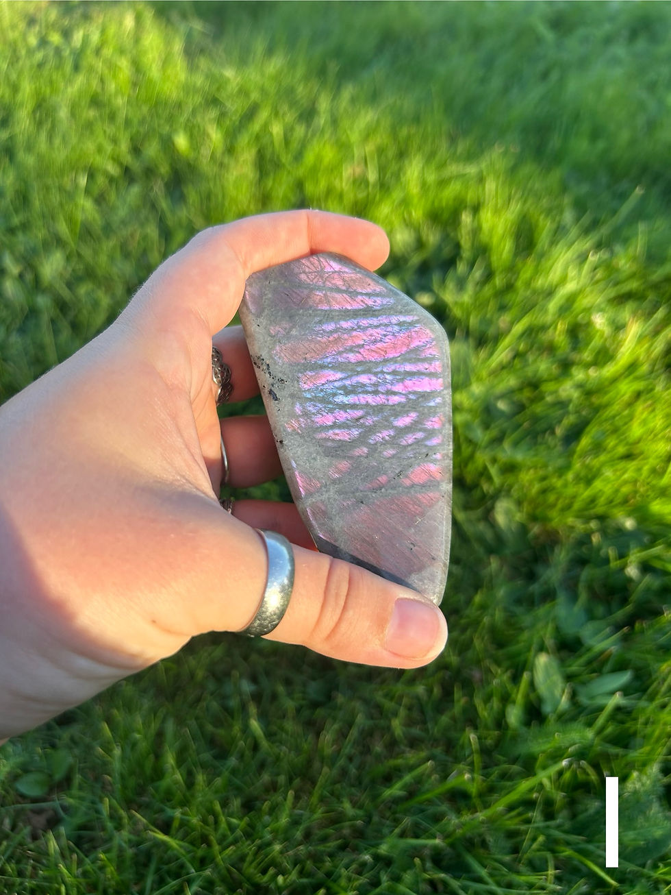 Thumbnail: Flashy Labradorite Freeform