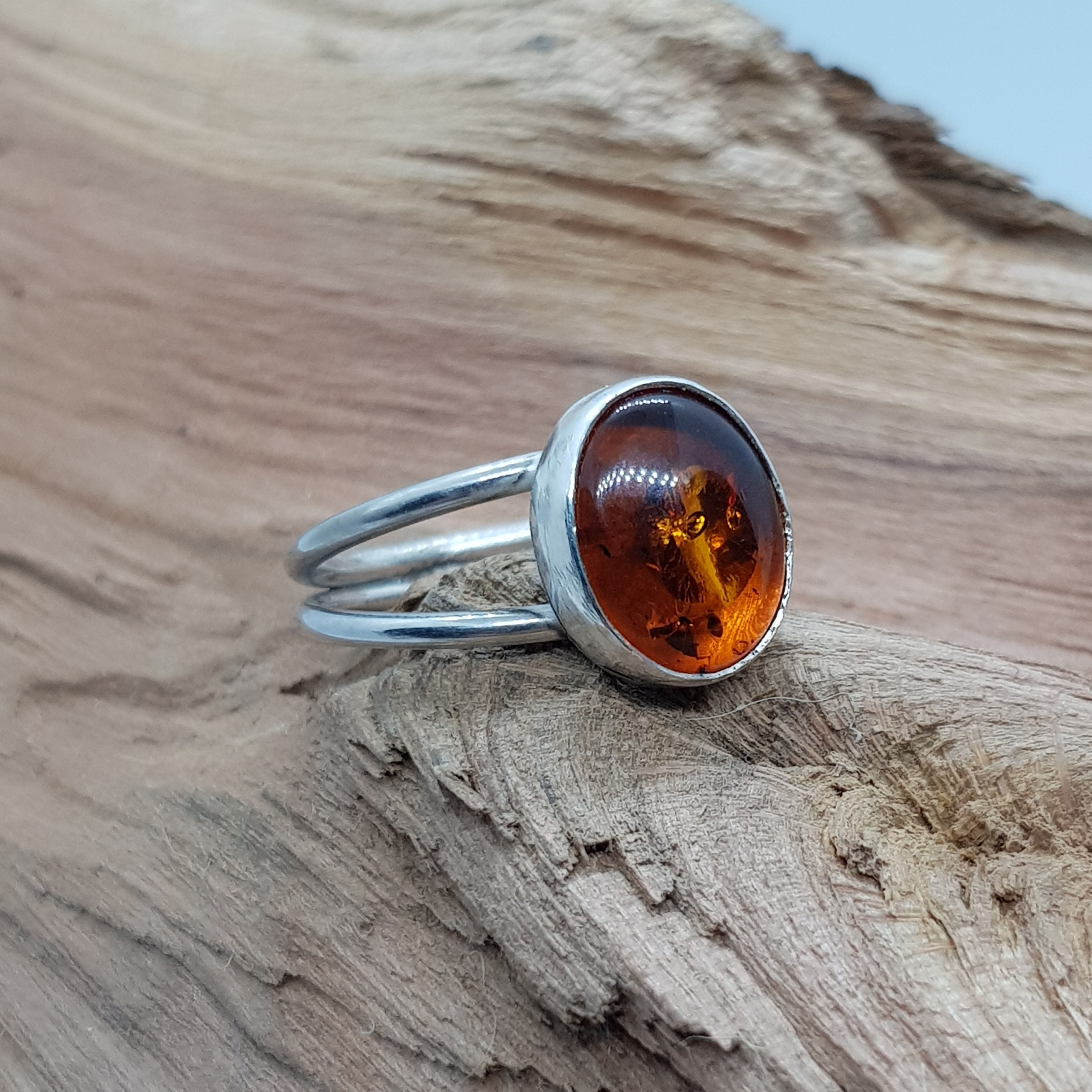 Oval Amber Split Shank Ring