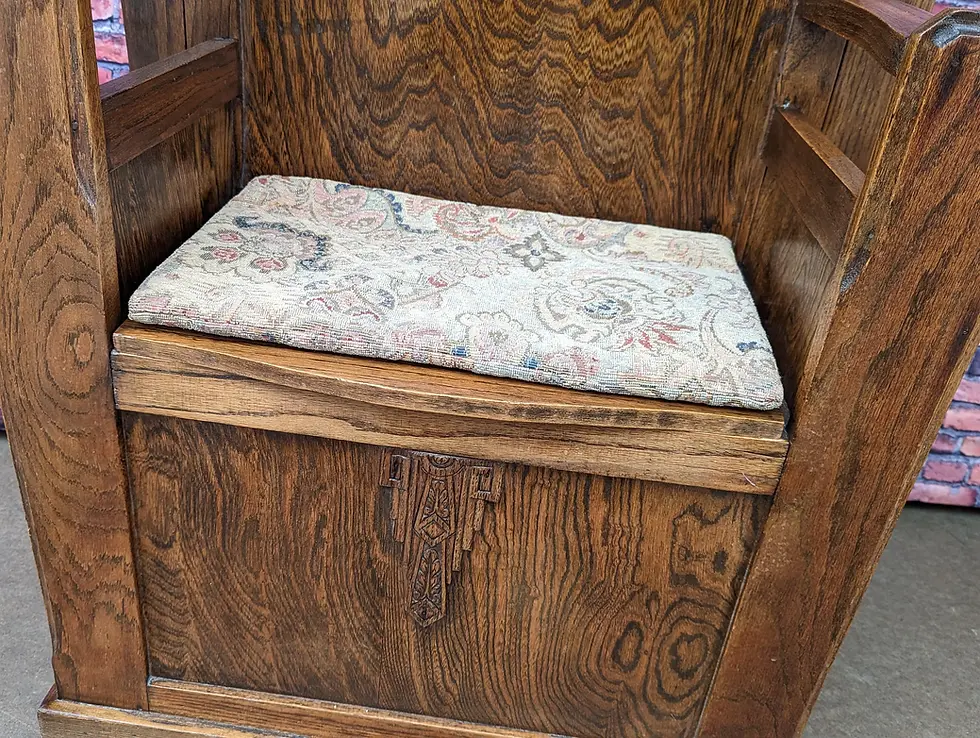 Thumbnail: Arts and Crafts style oak hall seat with high back and chest compartment to seat
