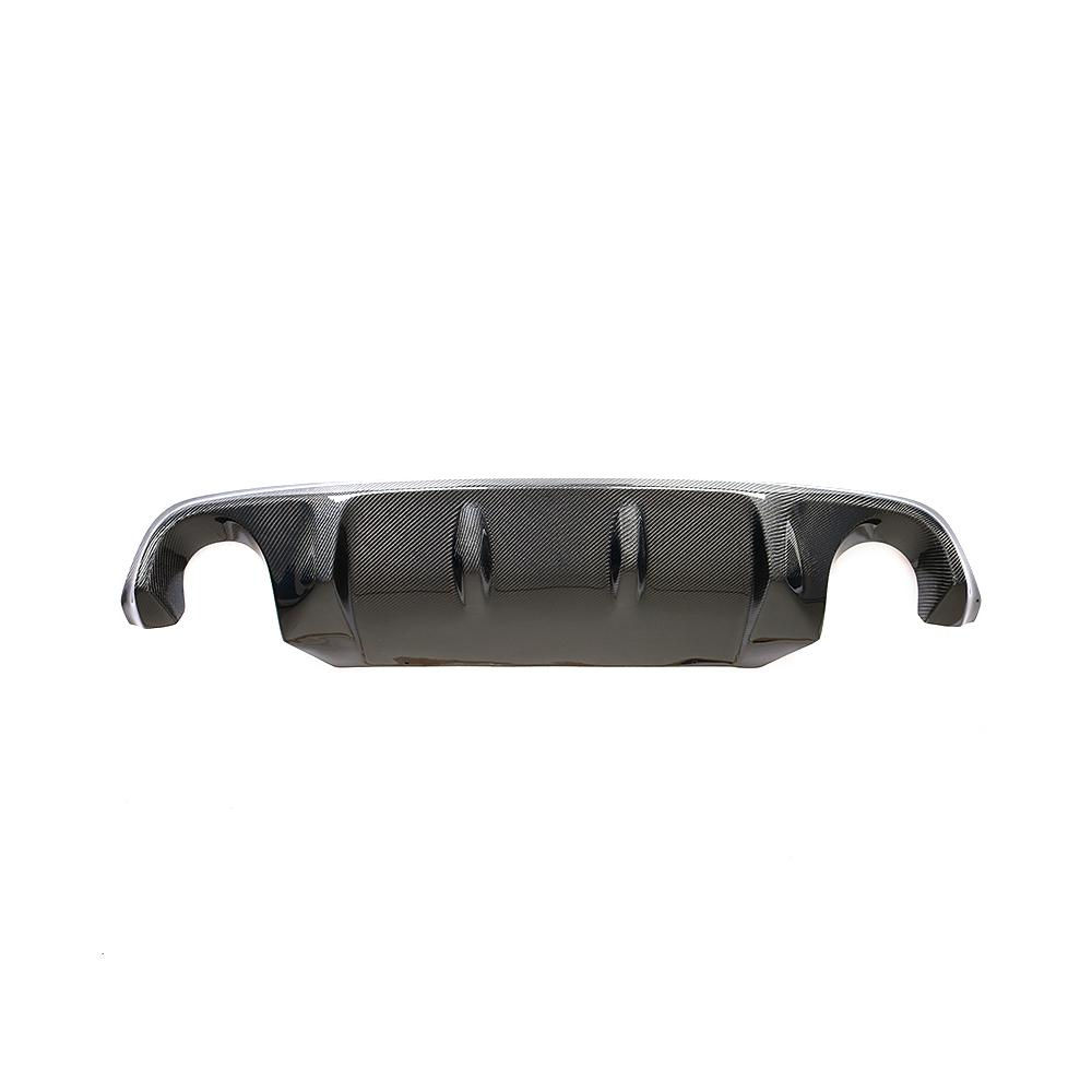 Infiniti Q50 カーボン・リアディフューザー