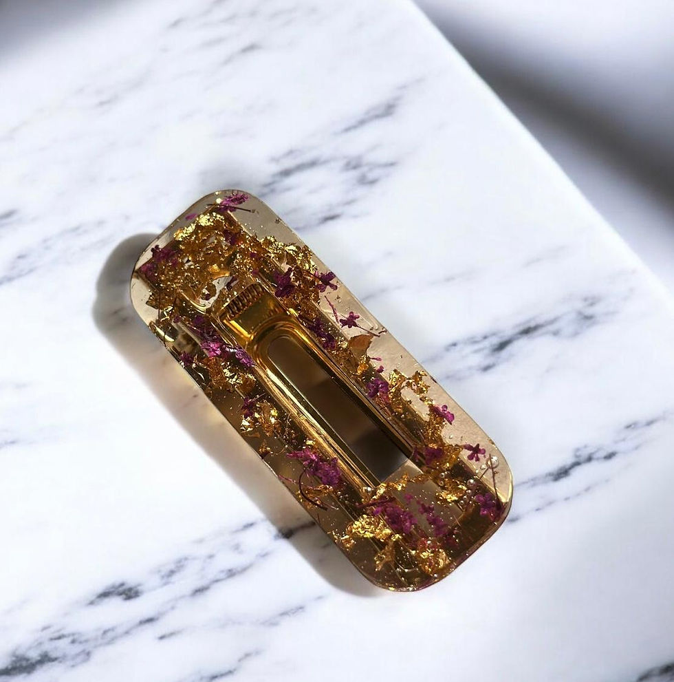 Thumbnail: Radiant Resin Hair Clips (set of 3)