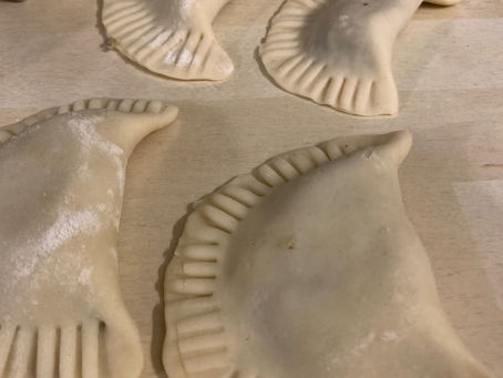 パーティーの準備どうしよう？中学生に餃子を作らせてみた