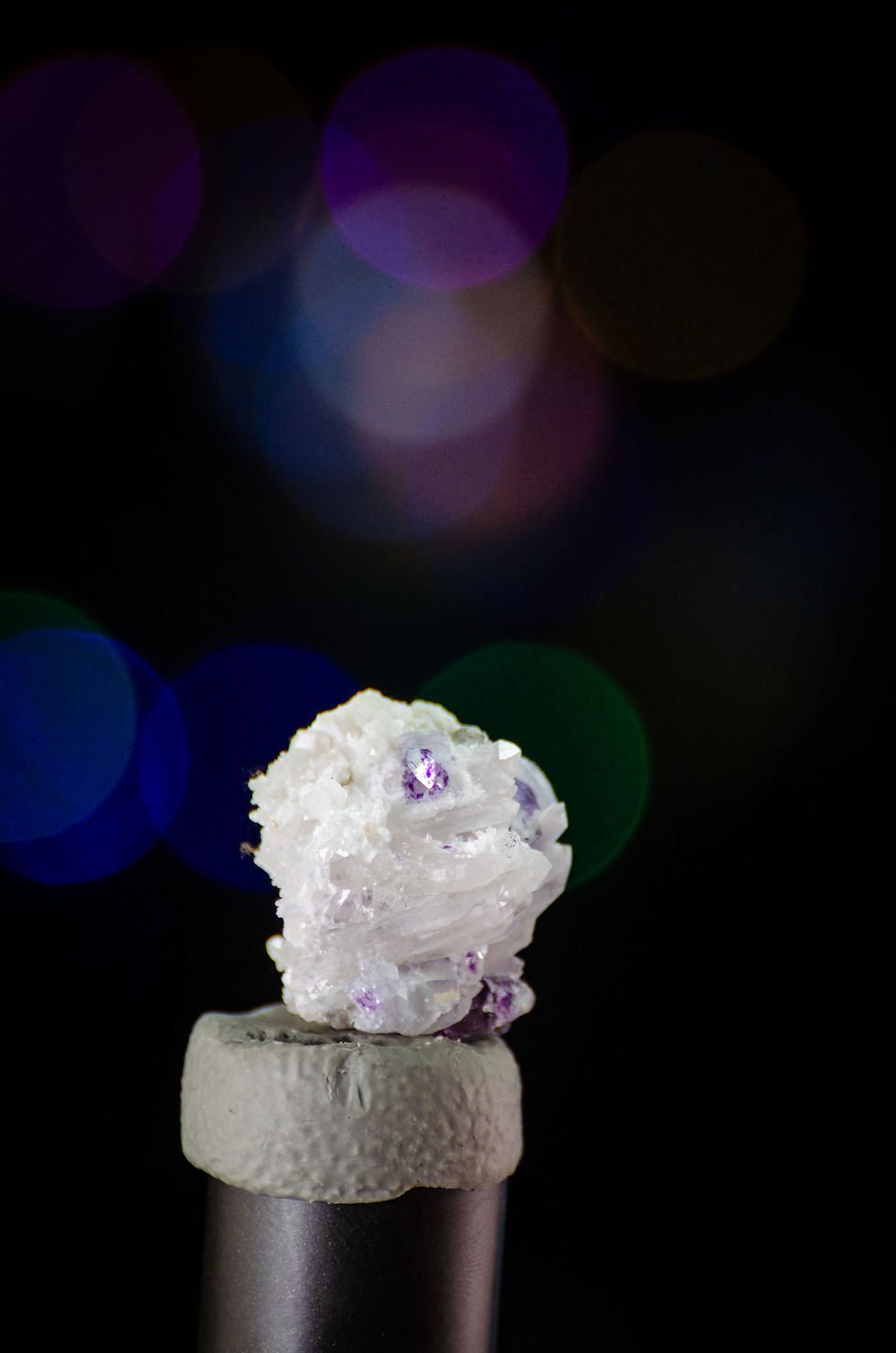Thumbnail: Fluorite and Quartz