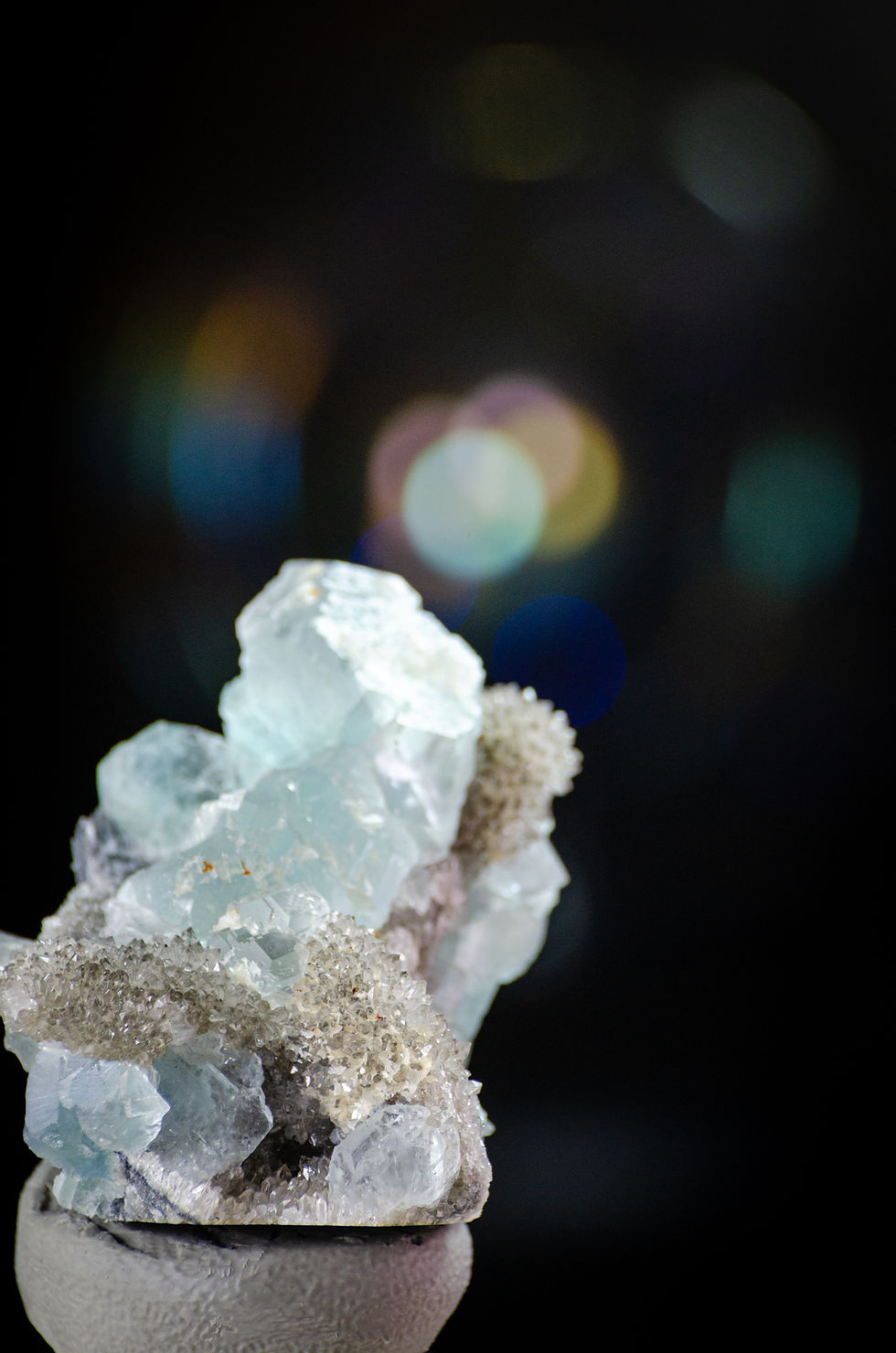 Thumbnail: Quartz and Fluorite