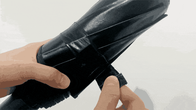 TAGIT™ Umbrella - Perfect Fold in 5s, Water-Repellent
The Umbrella will never collapse in a mess. You no longer need to fumble with soaked and bulky umbrellas.