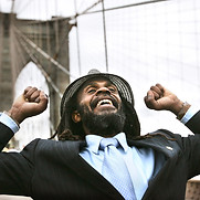 Larie_UJAMAA_0463e - web.jpg