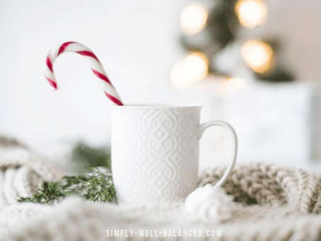 How to Simplify Christmas: 40 Stress-Free Ideas to Enjoy the Holidays
