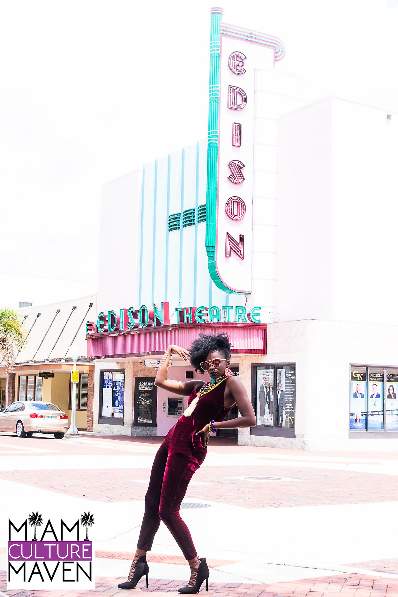 Kira Divine fun with fashion