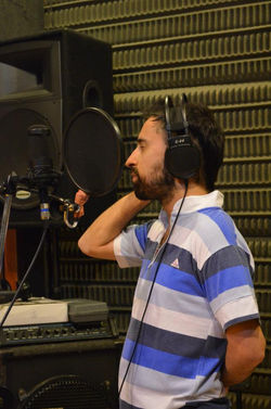 Grabando canciones Genios trabajando