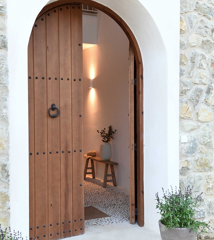 renovation in mallorca-wooden door