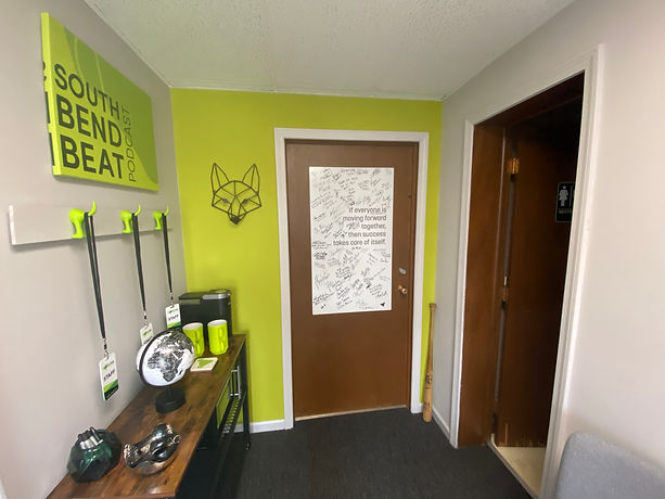 Office1.jpg