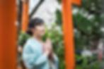 神社で祈願