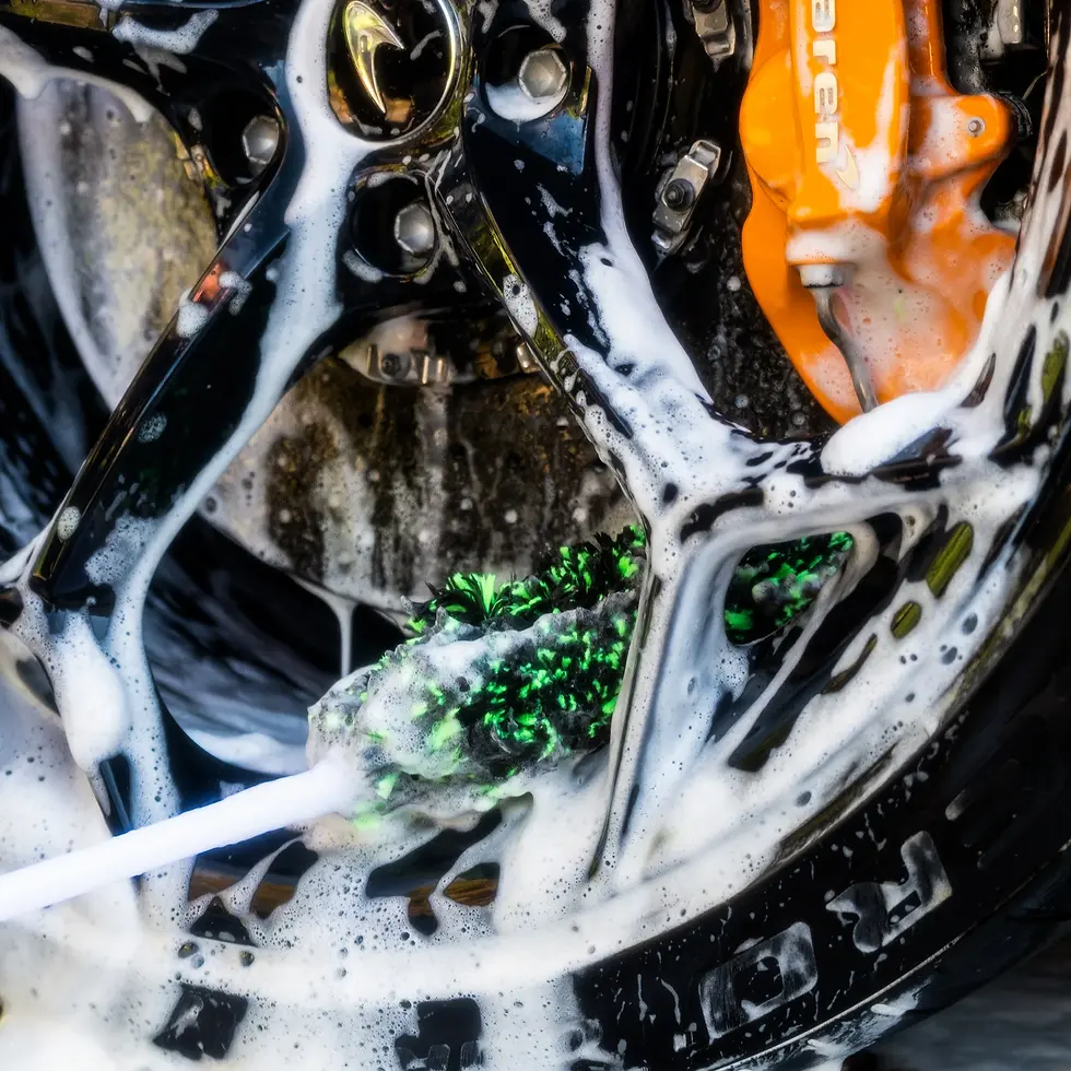 Thumbnail: Venom Wheel cleaner