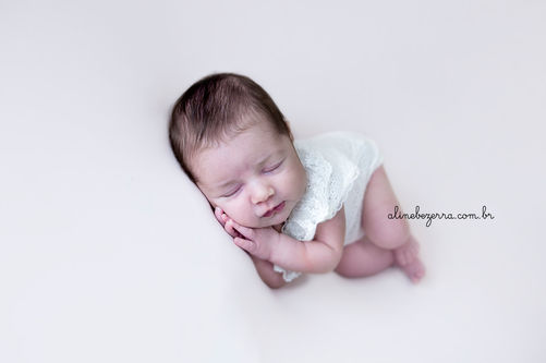 alinebezerra_MG_0237 LOGOMARCA.jpg