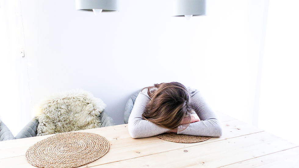 6 tägliche Gewohnheiten, die dir deine Energie rauben! #energieräuber #energie #energy #fit #healthy #selfcare #selfdevelopment #selfimprovement #feelgood #more #moreenergy #feelgood #changes #loveyourself #selfcare