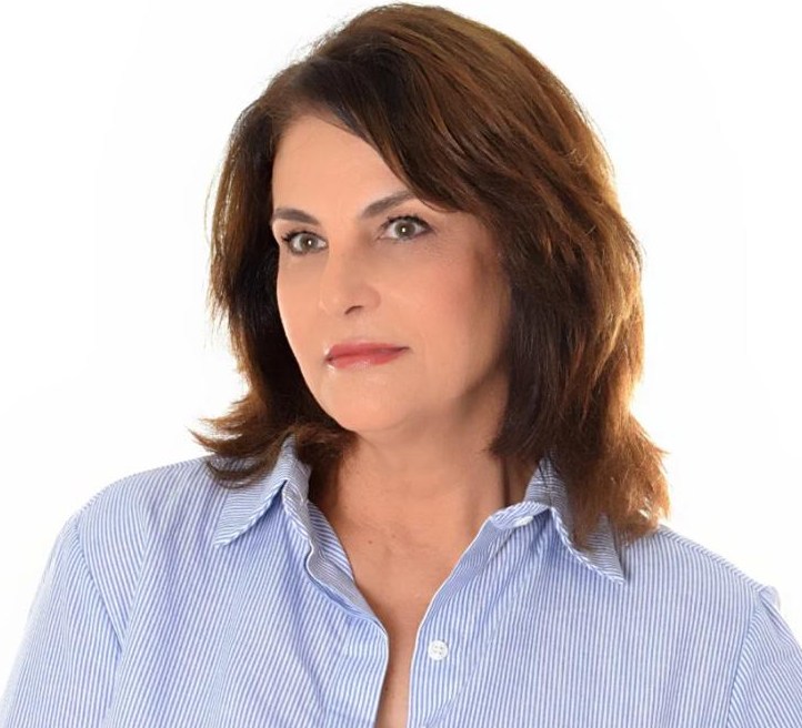 Cida Costa.jpg