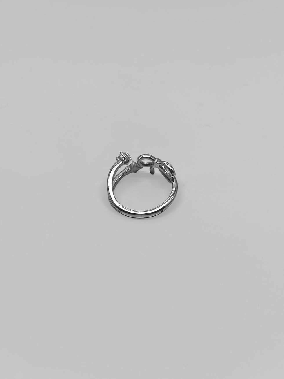 Thumbnail: SERAPHINA BOW RING