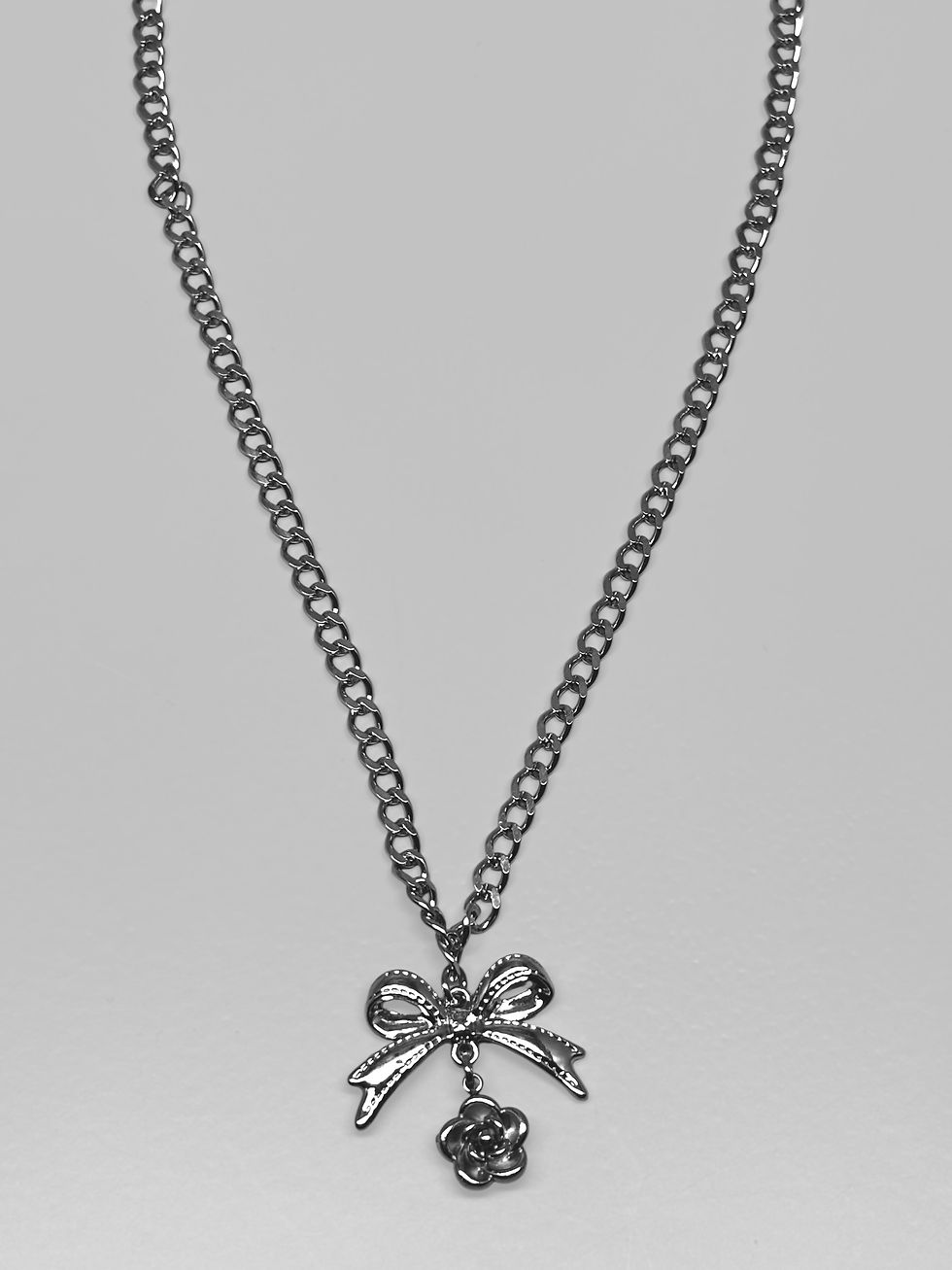Thumbnail: METAL RIBBON AND ROSE NECKLACE
