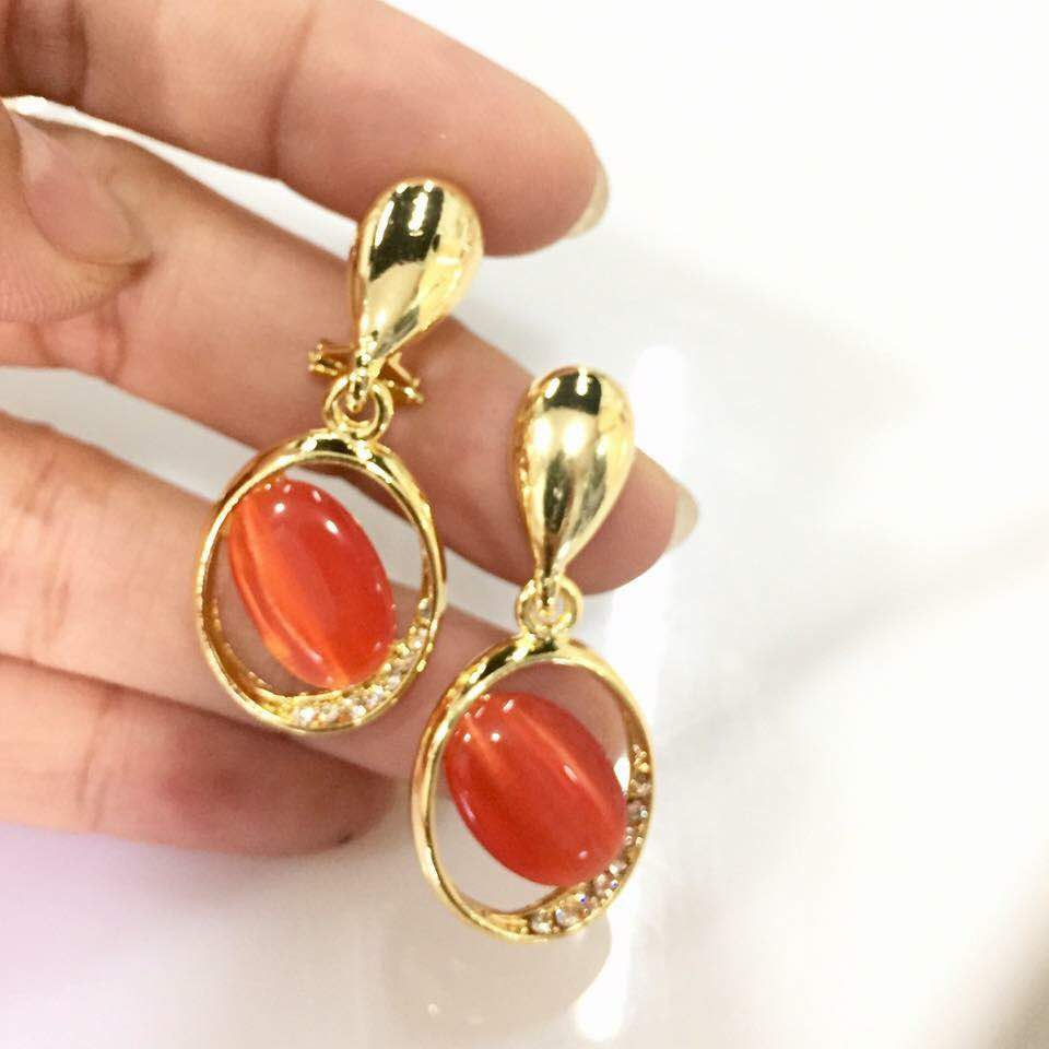Thumbnail: Allen Gold Earring