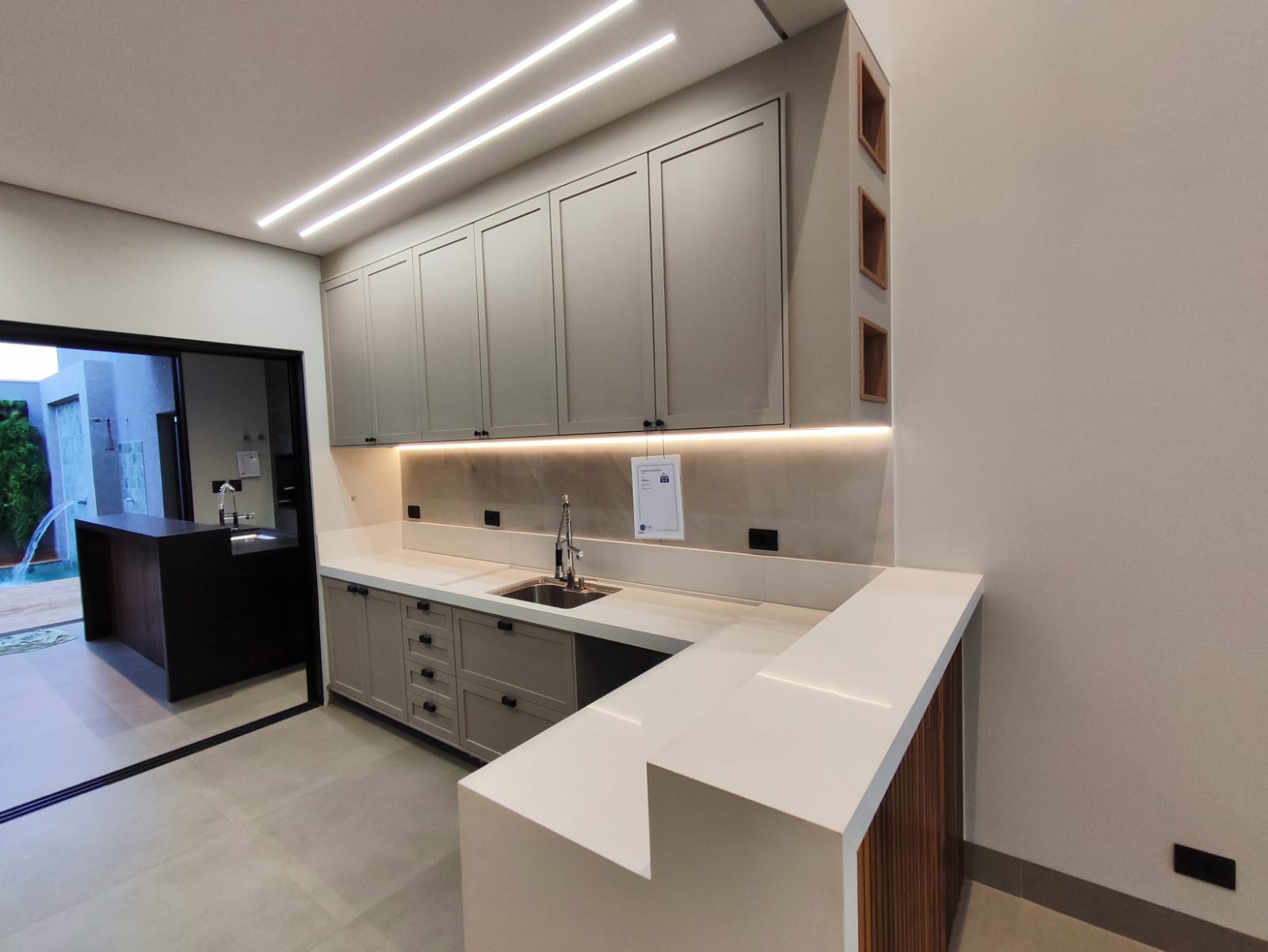 Como Escolher o Perfil de LED Ideal para Cada Ambiente