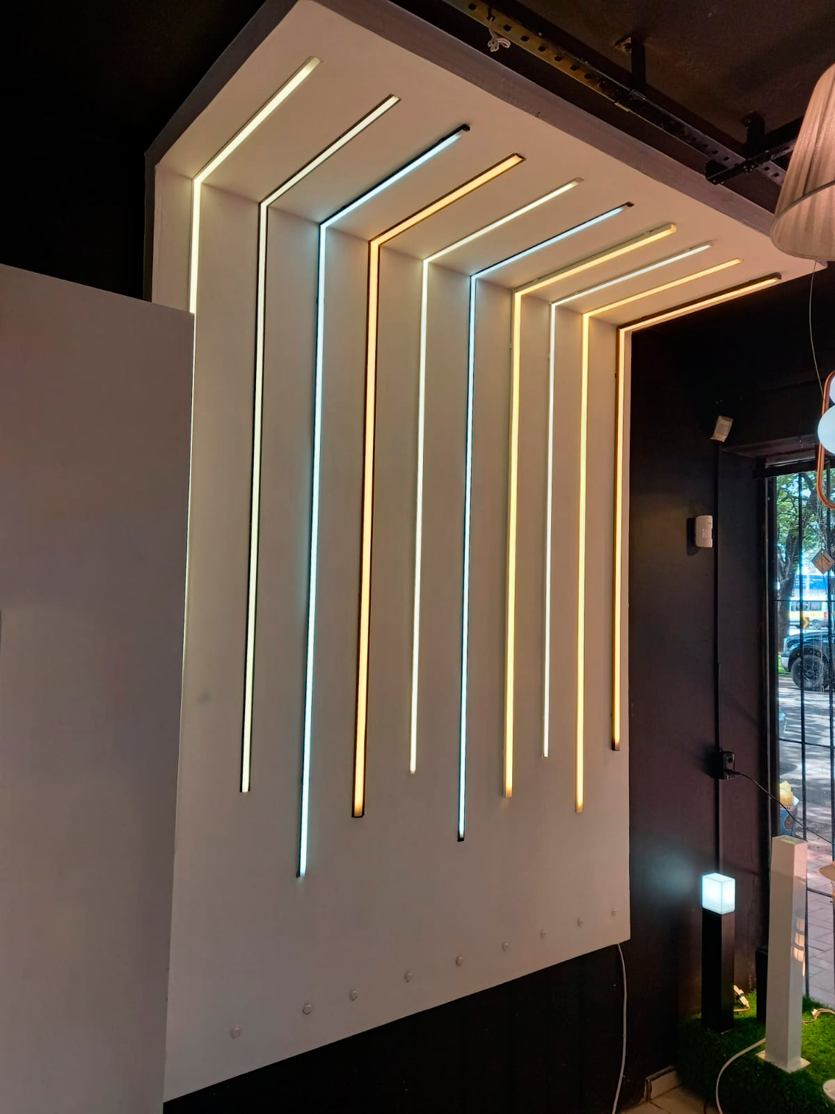 Investimento Inteligente: Durabilidade e Manutenção em Perfis de LED para Projetos de Longo Prazo