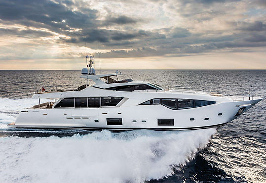 ferretti-custom-line-108-navigation-1.jpg