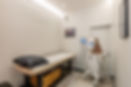 Salle de soin avec appareil LPG Alliance – Traitement minceur et remodelage corps chez Pyr