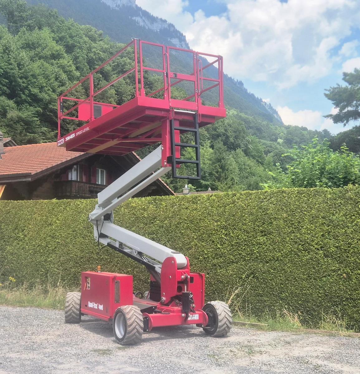 MEC 3084ES Scherenbühne (11 m)